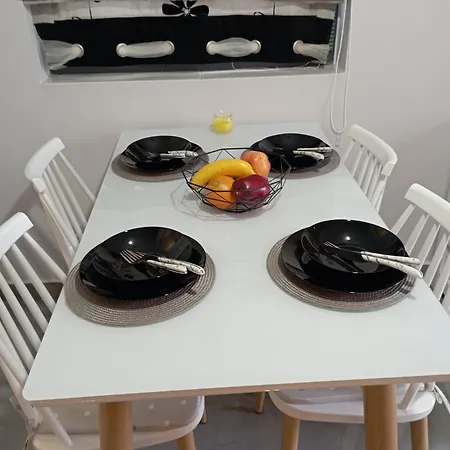 Apartment Nefeli Luxury Kamena Vourla